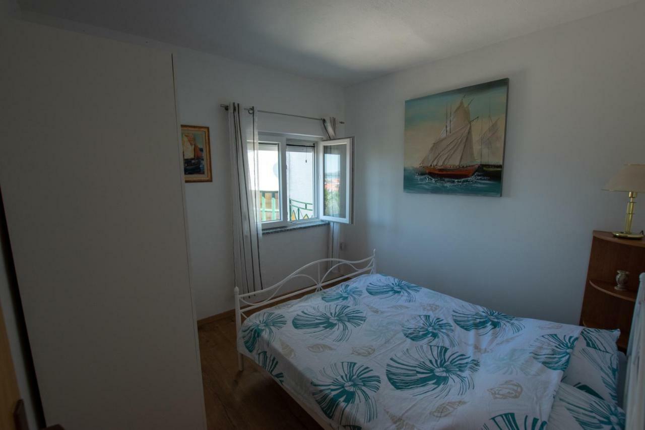 Apartments Roko I Niko Murter Exterior photo